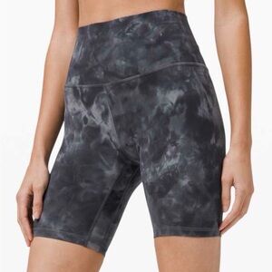Lululemon Align Short 8" *Diamond Dye
Diamond Dye Pitch Grey Graphite Grey 6